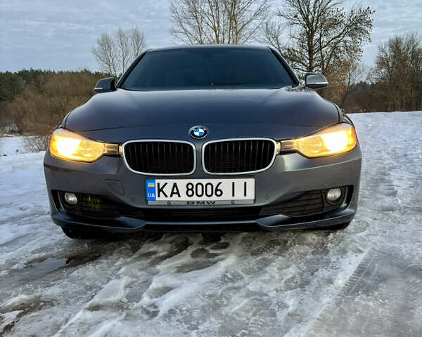 Серый БМВ 3 Серия, объемом двигателя 2 л и пробегом 157 тыс. км за 15000 $, фото 1 на Automoto.ua