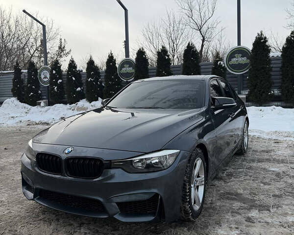 Сірий БМВ 3 Серія, об'ємом двигуна 2 л та пробігом 180 тис. км за 11500 $, фото 1 на Automoto.ua