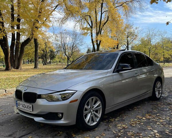 БМВ 3 Серия 2015 в Запорожье на Automoto.ua Серый БМВ 3 Серия, объемом двигателя 2 л и пробегом 165 тыс. км за 12800 $, фото 1 на Automoto.ua