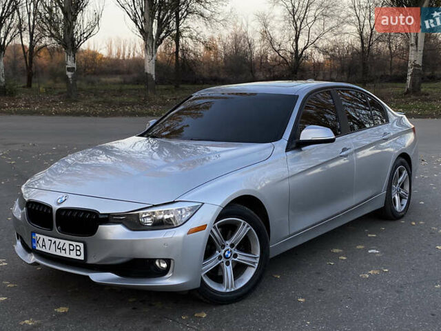 Серый БМВ 3 Серия, объемом двигателя 2 л и пробегом 220 тыс. км за 10990 $, фото 1 на Automoto.ua