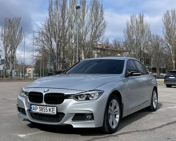 Серый БМВ 3 Серия, объемом двигателя 2 л и пробегом 95 тыс. км за 13990 $, фото 1 на Automoto.ua