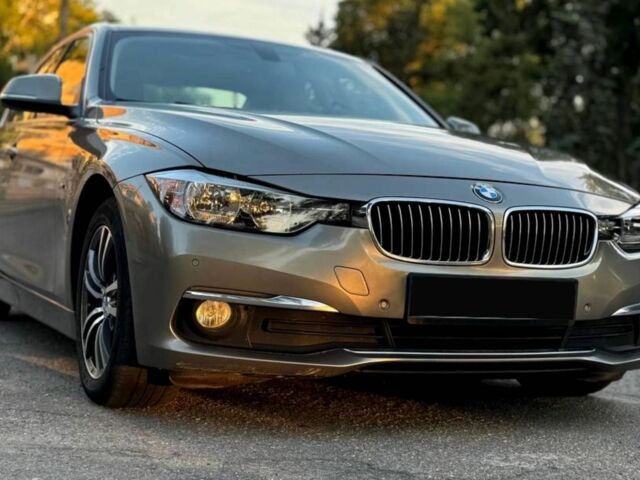 Серый БМВ 3 Серия, объемом двигателя 0 л и пробегом 120 тыс. км за 15000 $, фото 1 на Automoto.ua