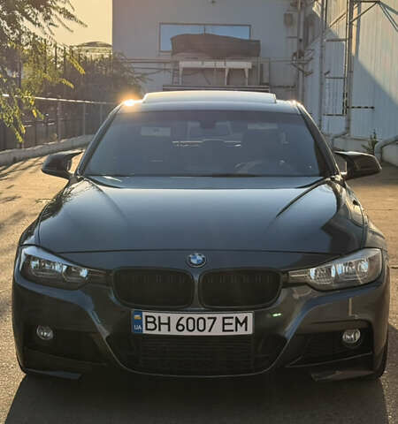 Сірий БМВ 3 Серія, об'ємом двигуна 2 л та пробігом 175 тис. км за 15999 $, фото 1 на Automoto.ua