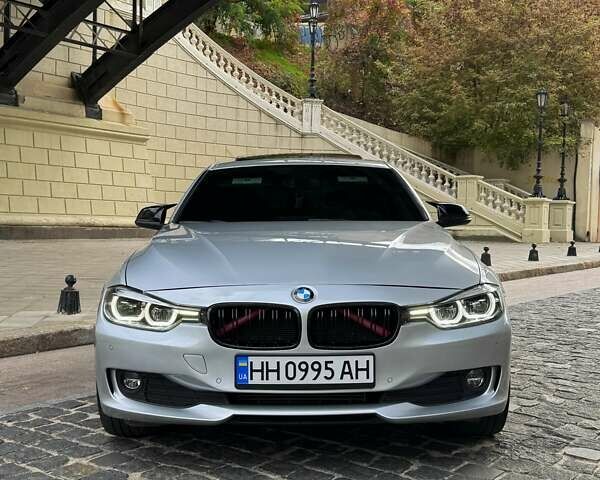 Серый БМВ 3 Серия, объемом двигателя 2 л и пробегом 132 тыс. км за 16000 $, фото 1 на Automoto.ua