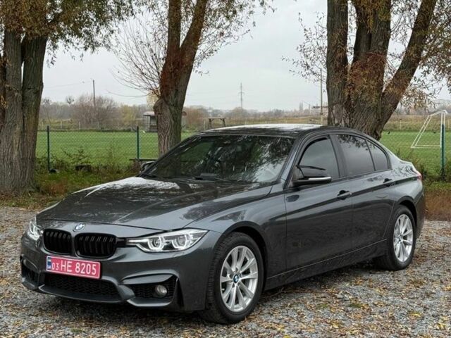 Серый БМВ 3 Серия, объемом двигателя 2 л и пробегом 155 тыс. км за 13500 $, фото 1 на Automoto.ua