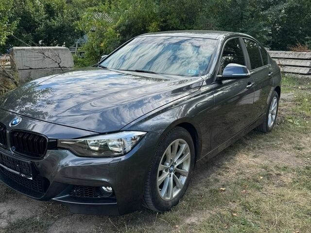 Сірий БМВ 3 Серія, об'ємом двигуна 2 л та пробігом 150 тис. км за 11999 $, фото 1 на Automoto.ua
