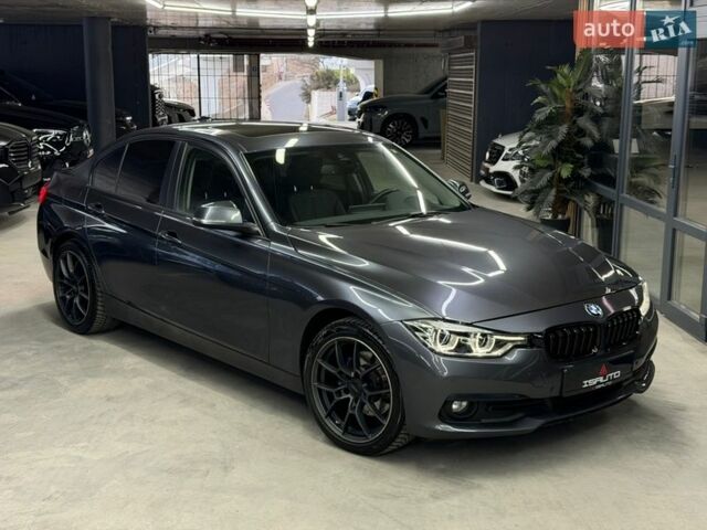 Сірий БМВ 3 Серія, об'ємом двигуна 2 л та пробігом 132 тис. км за 17900 $, фото 1 на Automoto.ua