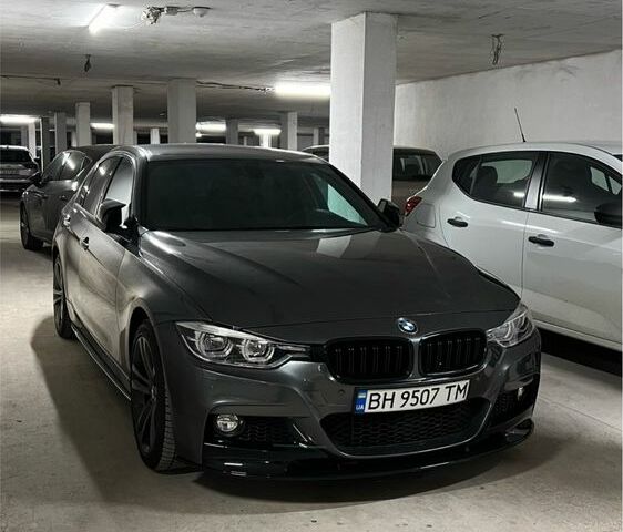 Серый БМВ 3 Серия, объемом двигателя 2 л и пробегом 135 тыс. км за 18000 $, фото 1 на Automoto.ua