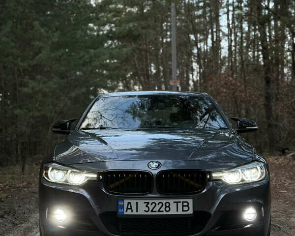 Серый БМВ 3 Серия, объемом двигателя 2 л и пробегом 151 тыс. км за 21000 $, фото 1 на Automoto.ua