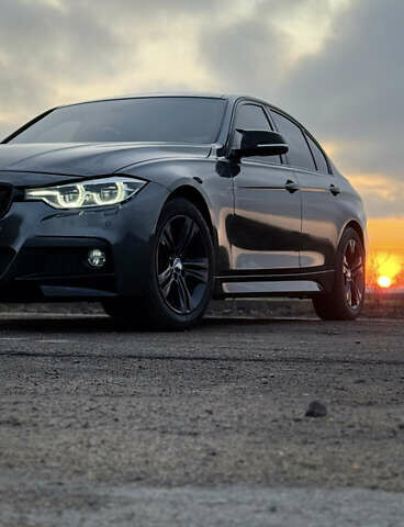 Серый БМВ 3 Серия, объемом двигателя 2 л и пробегом 186 тыс. км за 17000 $, фото 1 на Automoto.ua