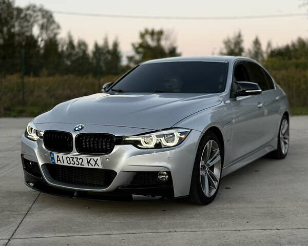 Сірий БМВ 3 Серія, об'ємом двигуна 2 л та пробігом 130 тис. км за 23500 $, фото 1 на Automoto.ua