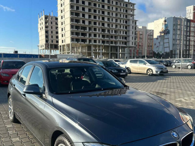 Серый БМВ 3 Серия, объемом двигателя 2 л и пробегом 106 тыс. км за 13800 $, фото 1 на Automoto.ua