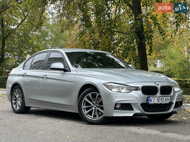 Серый БМВ 3 Серия, объемом двигателя 2 л и пробегом 121 тыс. км за 14700 $, фото 1 на Automoto.ua
