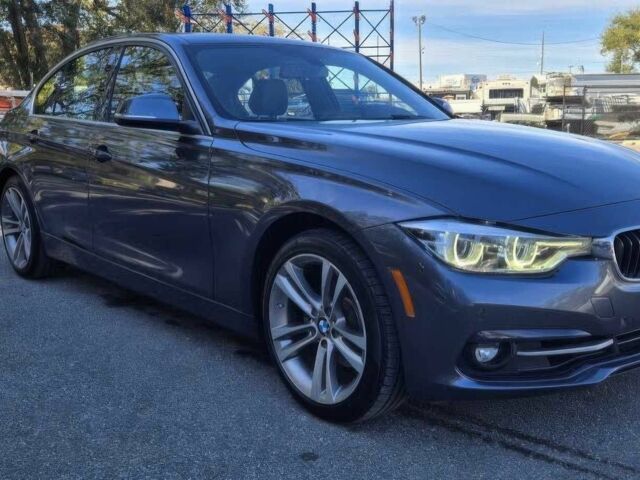 Серый БМВ 3 Серия, объемом двигателя 2 л и пробегом 62 тыс. км за 5100 $, фото 1 на Automoto.ua