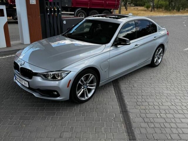 Серый БМВ 3 Серия, объемом двигателя 2 л и пробегом 84 тыс. км за 18700 $, фото 1 на Automoto.ua