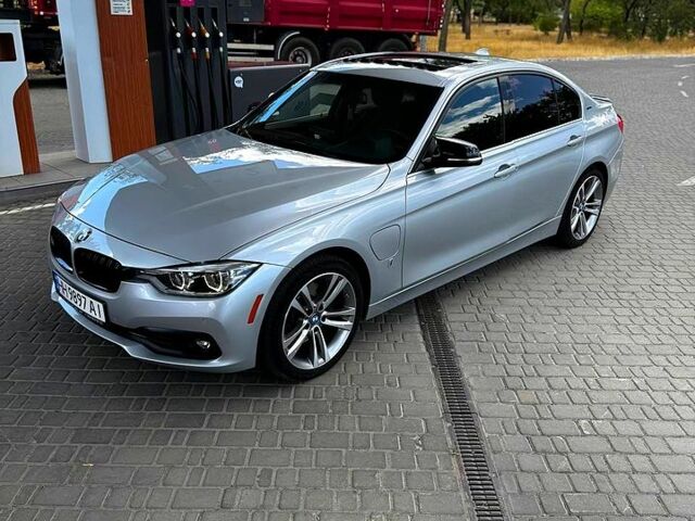 Серый БМВ 3 Серия, объемом двигателя 2 л и пробегом 83 тыс. км за 19000 $, фото 1 на Automoto.ua