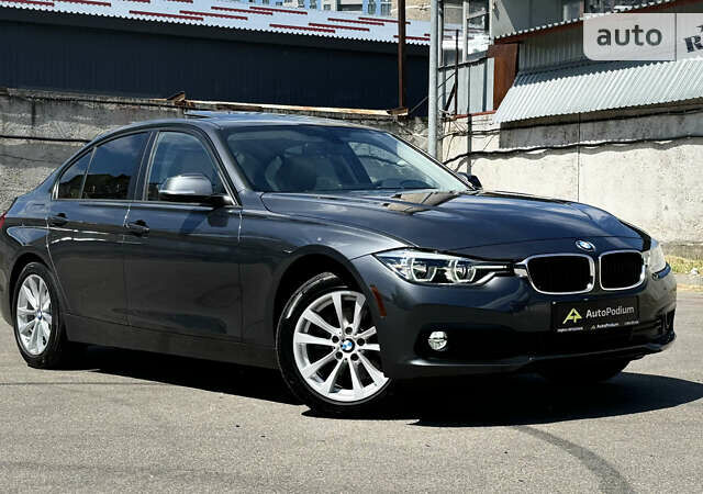 Сірий БМВ 3 Серія, об'ємом двигуна 2 л та пробігом 68 тис. км за 18999 $, фото 1 на Automoto.ua