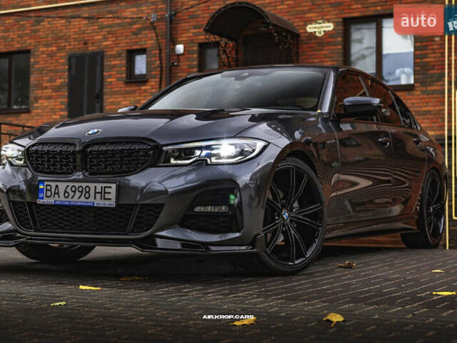 Серый БМВ 3 Серия, объемом двигателя 2 л и пробегом 80 тыс. км за 28900 $, фото 1 на Automoto.ua