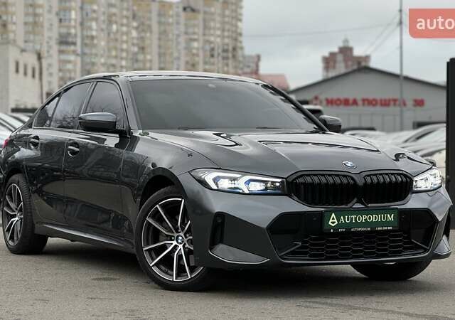 Серый БМВ 3 Серия, объемом двигателя 2 л и пробегом 113 тыс. км за 27999 $, фото 1 на Automoto.ua