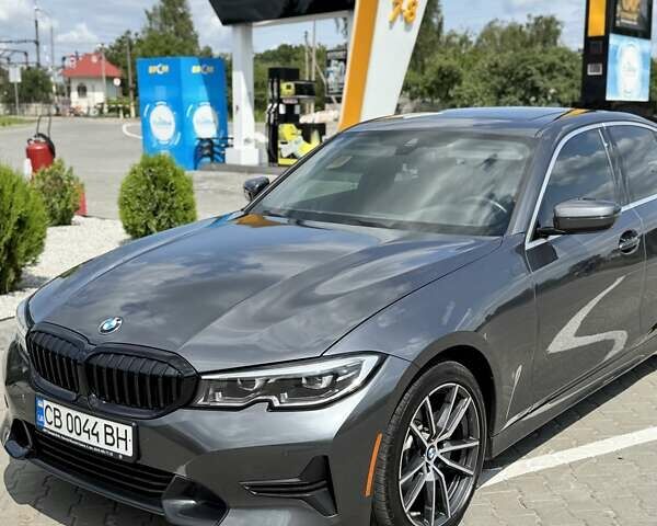 Серый БМВ 3 Серия, объемом двигателя 2 л и пробегом 49 тыс. км за 25500 $, фото 1 на Automoto.ua