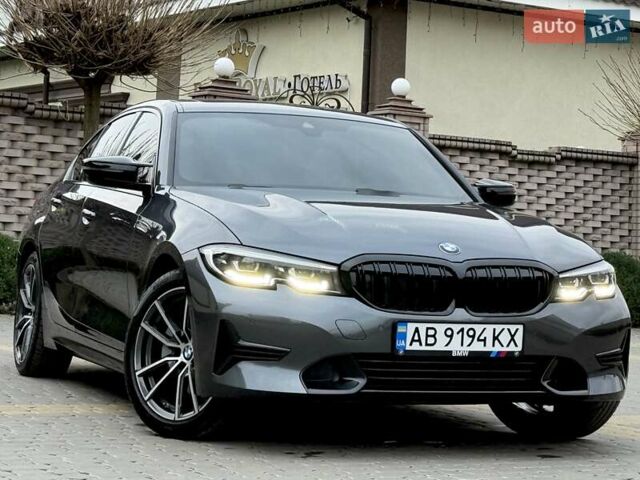 Серый БМВ 3 Серия, объемом двигателя 2 л и пробегом 67 тыс. км за 28500 $, фото 1 на Automoto.ua