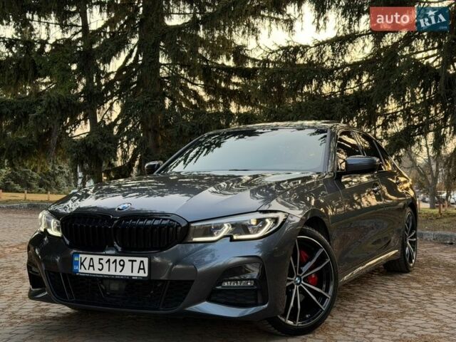 Серый БМВ 3 Серия, объемом двигателя 2 л и пробегом 48 тыс. км за 45700 $, фото 1 на Automoto.ua