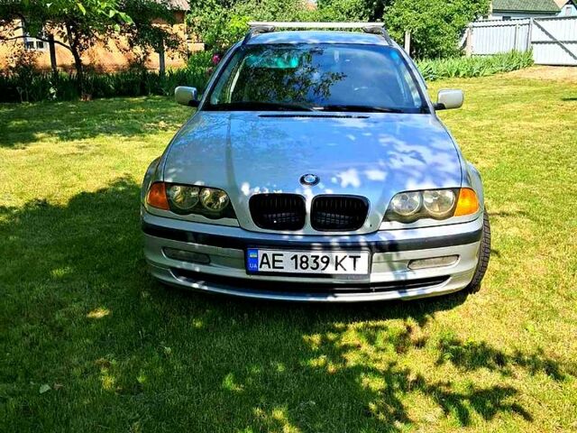 Серый БМВ 3 Серия, объемом двигателя 2 л и пробегом 277 тыс. км за 2550 $, фото 1 на Automoto.ua