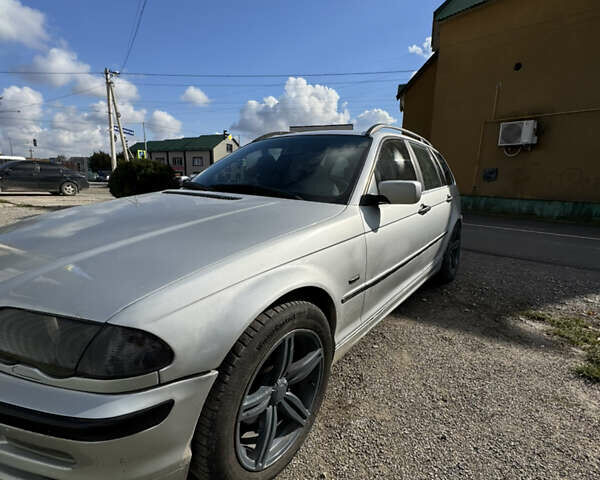 Серый БМВ 3 Серия, объемом двигателя 2 л и пробегом 411 тыс. км за 3500 $, фото 1 на Automoto.ua