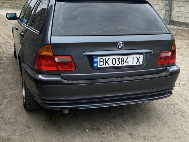 Серый БМВ 3 Серия, объемом двигателя 2 л и пробегом 400 тыс. км за 3200 $, фото 1 на Automoto.ua