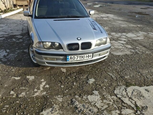 Серый БМВ 3 Серия, объемом двигателя 2 л и пробегом 42 тыс. км за 3900 $, фото 1 на Automoto.ua