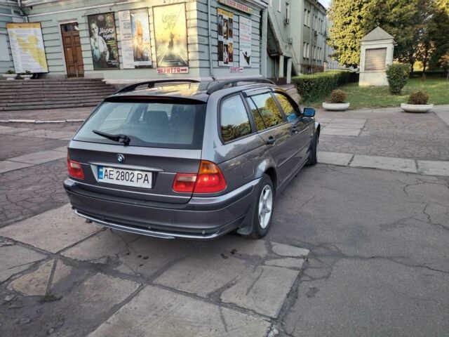 Серый БМВ 3 Серия, объемом двигателя 2 л и пробегом 341 тыс. км за 4700 $, фото 1 на Automoto.ua