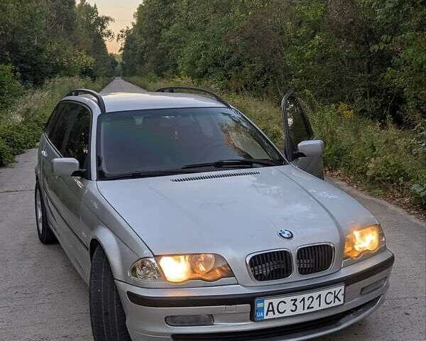 Серый БМВ 3 Серия, объемом двигателя 2 л и пробегом 333 тыс. км за 3300 $, фото 1 на Automoto.ua