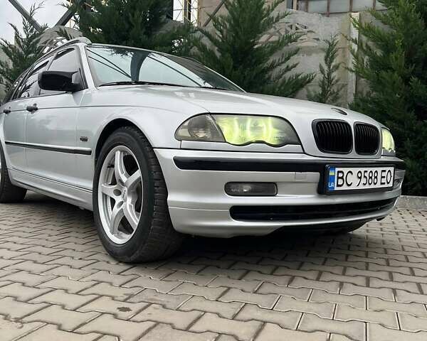 Серый БМВ 3 Серия, объемом двигателя 2 л и пробегом 445 тыс. км за 4999 $, фото 1 на Automoto.ua