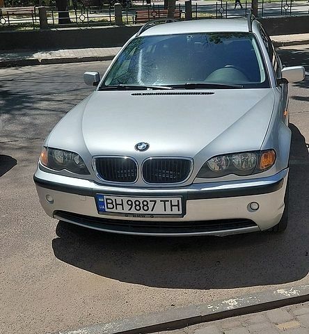 Серый БМВ 3 Серия, объемом двигателя 2 л и пробегом 380 тыс. км за 4800 $, фото 1 на Automoto.ua