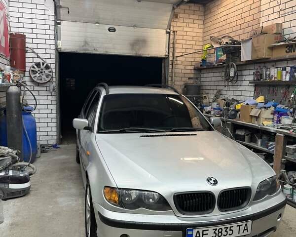 Серый БМВ 3 Серия, объемом двигателя 2 л и пробегом 502 тыс. км за 6200 $, фото 1 на Automoto.ua