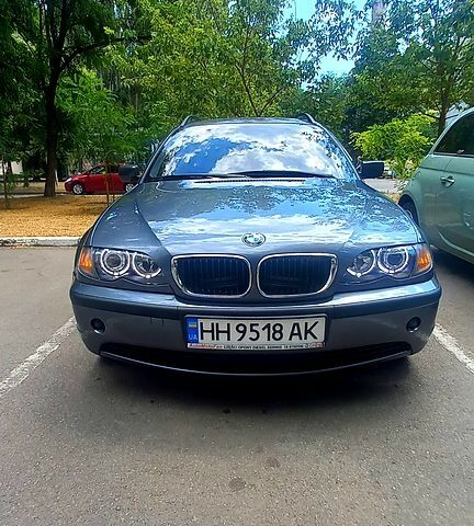 Серый БМВ 3 Серия, объемом двигателя 1.8 л и пробегом 280 тыс. км за 5500 $, фото 1 на Automoto.ua