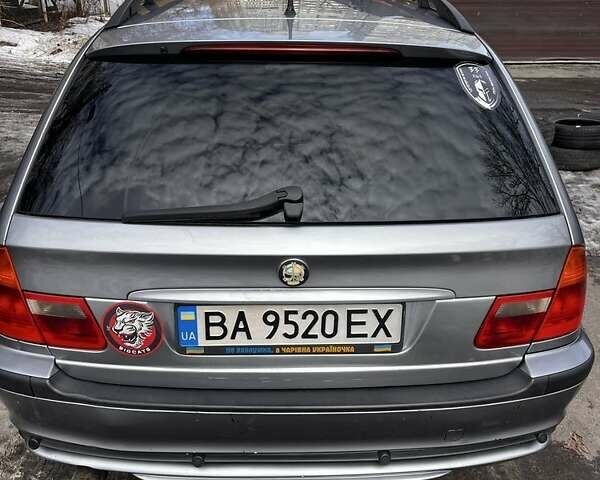 Серый БМВ 3 Серия, объемом двигателя 2 л и пробегом 420 тыс. км за 5000 $, фото 1 на Automoto.ua