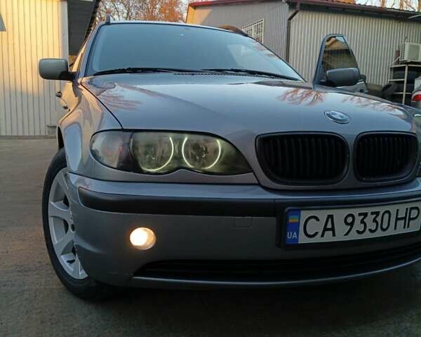 Серый БМВ 3 Серия, объемом двигателя 2 л и пробегом 233 тыс. км за 4500 $, фото 1 на Automoto.ua