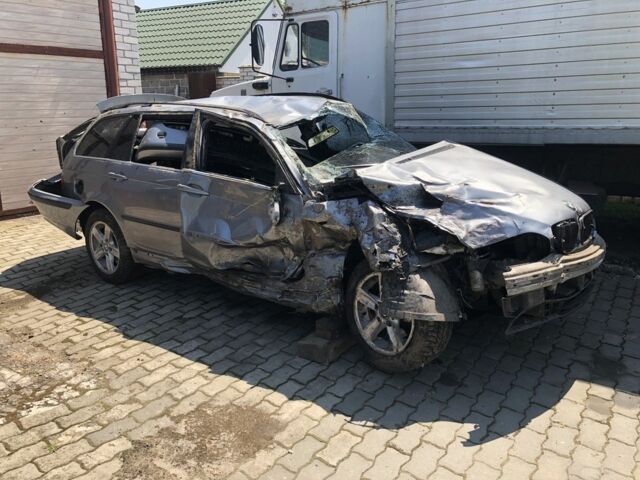 Сірий БМВ 3 Серія, об'ємом двигуна 2 л та пробігом 330 тис. км за 1800 $, фото 1 на Automoto.ua