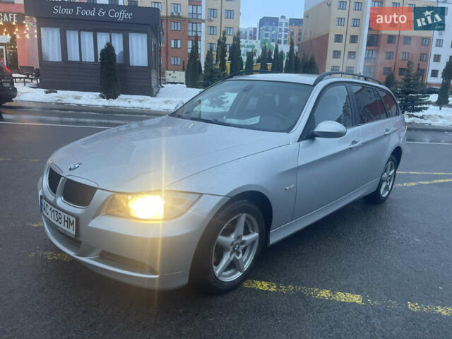 Серый БМВ 3 Серия, объемом двигателя 2 л и пробегом 299 тыс. км за 5450 $, фото 1 на Automoto.ua