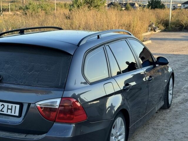 Серый БМВ 3 Серия, объемом двигателя 2 л и пробегом 383 тыс. км за 5699 $, фото 1 на Automoto.ua