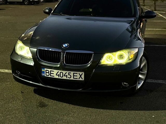 Серый БМВ 3 Серия, объемом двигателя 2 л и пробегом 366 тыс. км за 7455 $, фото 1 на Automoto.ua