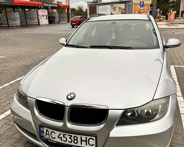 Сірий БМВ 3 Серія, об'ємом двигуна 2 л та пробігом 270 тис. км за 6000 $, фото 1 на Automoto.ua