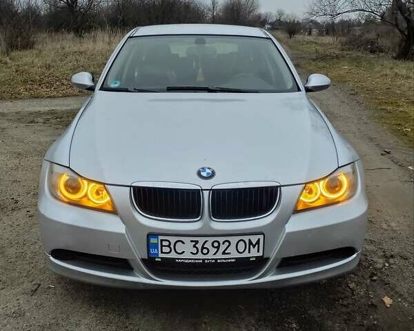 Серый БМВ 3 Серия, объемом двигателя 2 л и пробегом 285 тыс. км за 6599 $, фото 1 на Automoto.ua