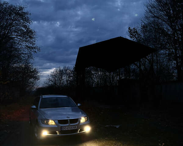 Сірий БМВ 3 Серія, об'ємом двигуна 2 л та пробігом 299 тис. км за 8000 $, фото 1 на Automoto.ua