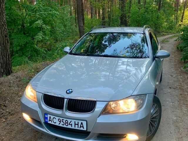 Серый БМВ 3 Серия, объемом двигателя 2 л и пробегом 252 тыс. км за 6650 $, фото 1 на Automoto.ua