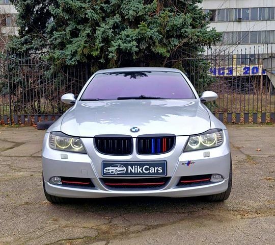 Сірий БМВ 3 Серія, об'ємом двигуна 2 л та пробігом 250 тис. км за 7700 $, фото 1 на Automoto.ua