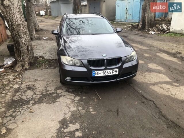 Серый БМВ 3 Серия, объемом двигателя 2 л и пробегом 446 тыс. км за 7500 $, фото 1 на Automoto.ua
