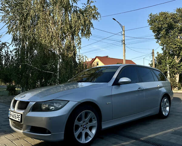 Серый БМВ 3 Серия, объемом двигателя 2 л и пробегом 290 тыс. км за 7350 $, фото 1 на Automoto.ua