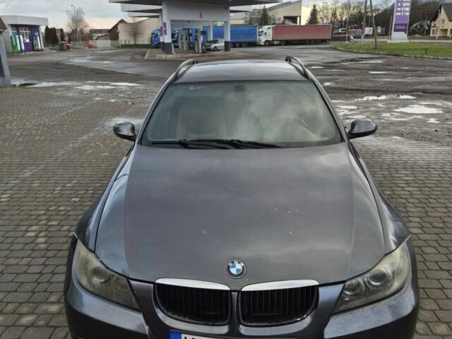 Сірий БМВ 3 Серія, об'ємом двигуна 2 л та пробігом 300 тис. км за 3200 $, фото 1 на Automoto.ua